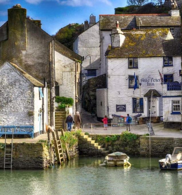 Bijou Coastal Apartment In Polperro With Hot Tub Onsite Parking Downhill Walk To Village Bagian luar foto